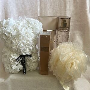 Bath & Body Works Eau De Coconut Gift Bundle with Rose Angel Bear